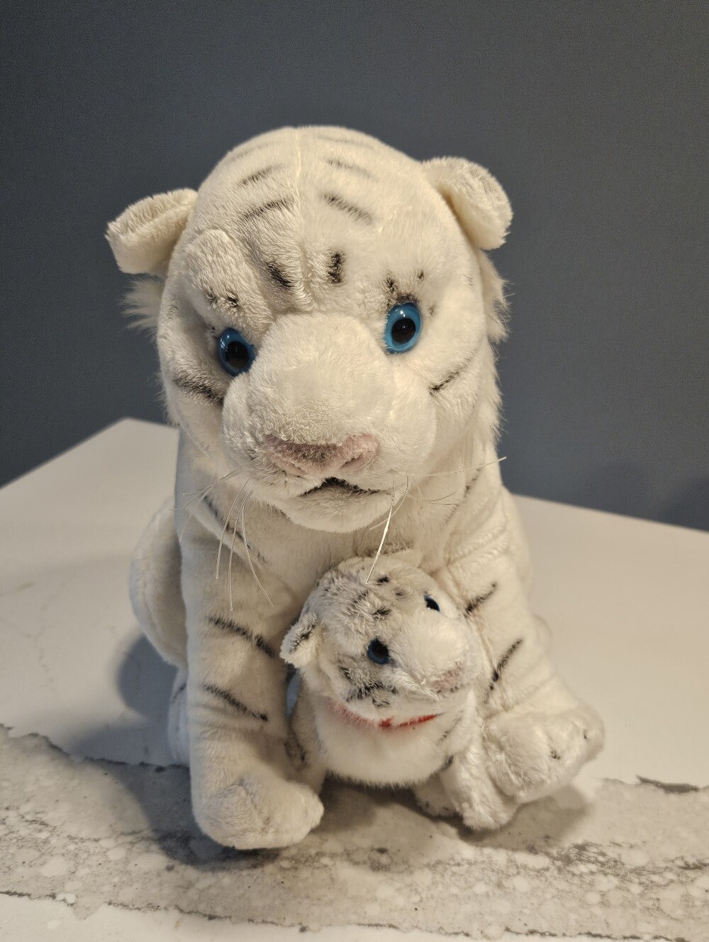 Ringling Bros White Tiger & Cub Plush Collectible Set